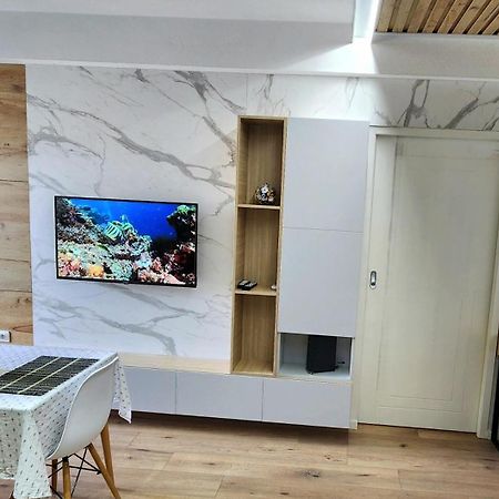Avalona Apartment 1 Vlorë Extérieur photo